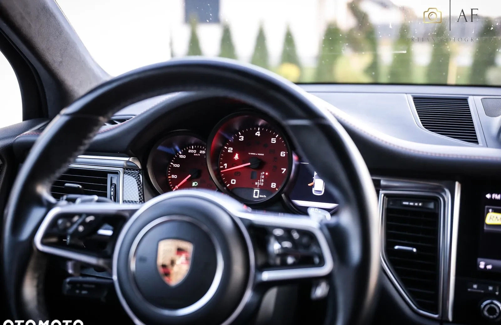 Porsche Macan cena 159900 przebieg: 189000, rok produkcji 2016 z Radom małe 781